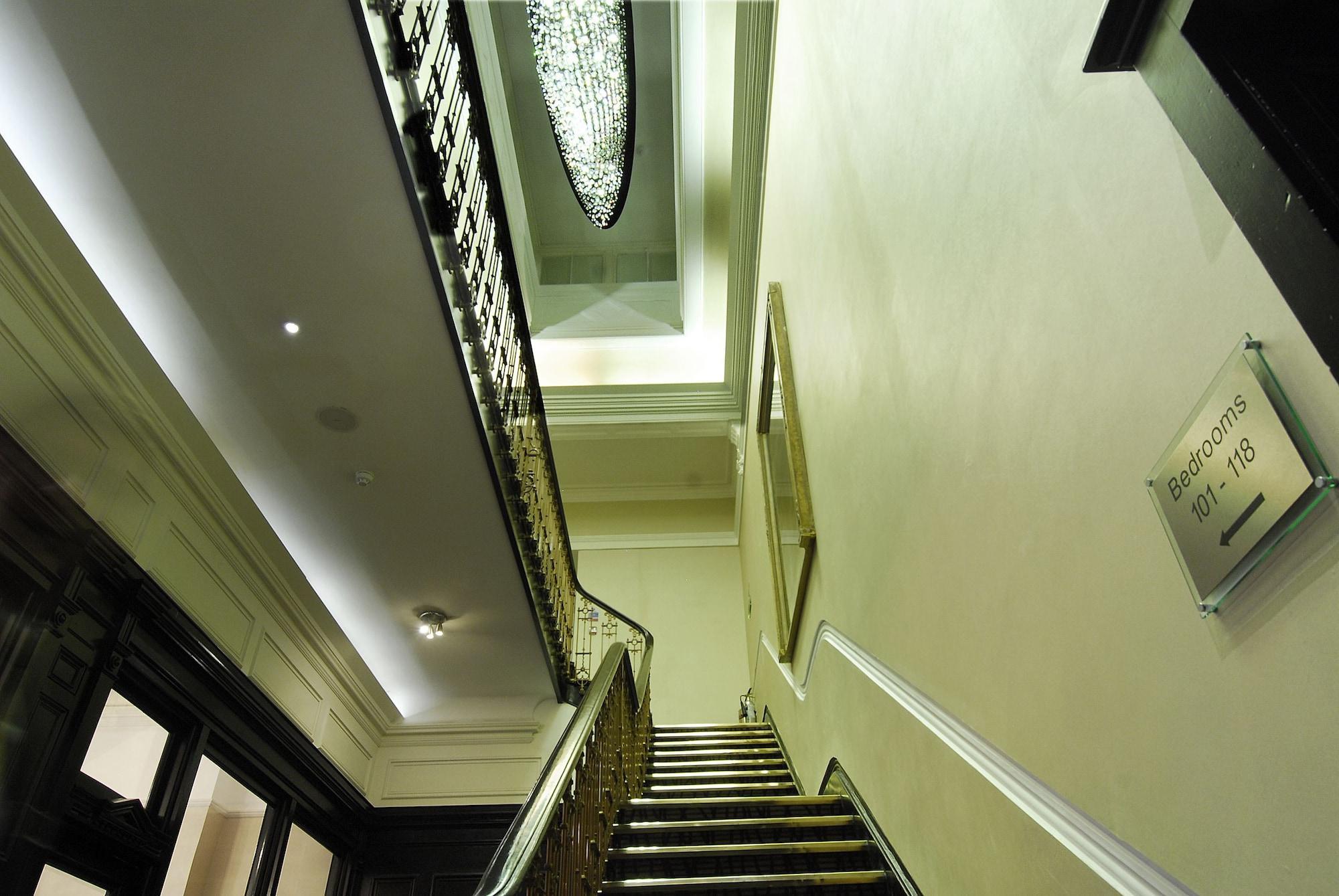 더 몽칼름 앳 브루어리 런던 시티 외부 사진 Staircase
