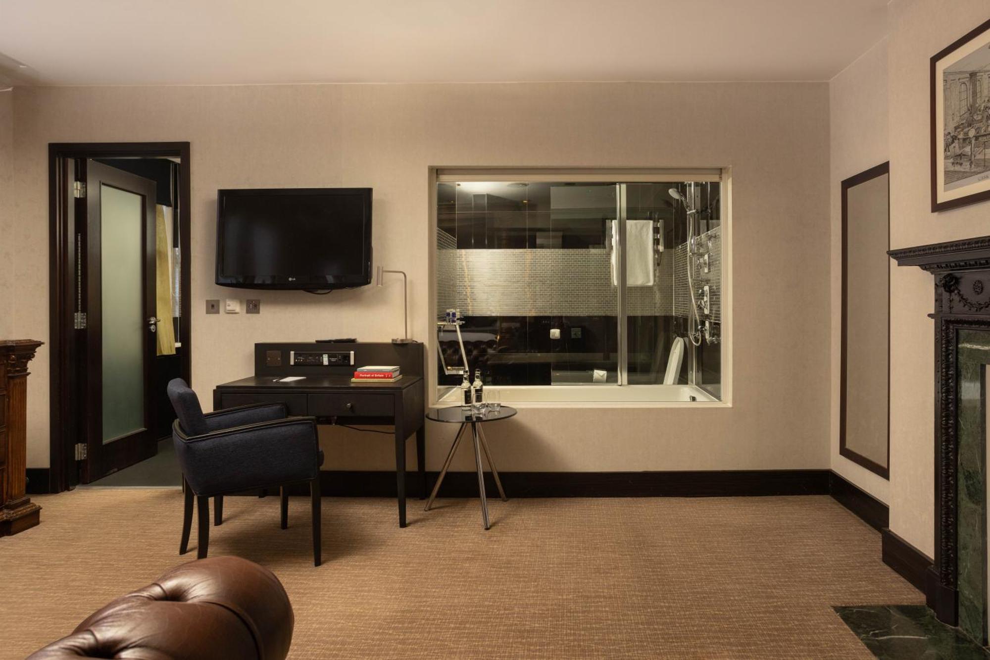 더 몽칼름 앳 브루어리 런던 시티 외부 사진 A room at the hotel